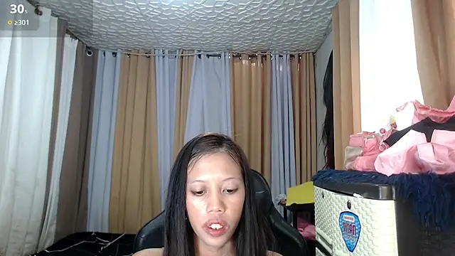 kourtneyluv  online show from February 24, 4:44 am