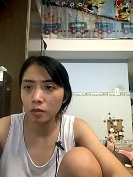 Snapshot of Minee1202 chatting on October 2, 7:24 am Minee1202 online show from October 2, 7:24 am