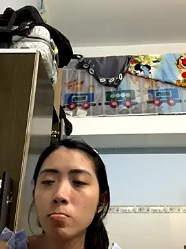 Snapshot of Minee1202 chatting on October 12, 9:44 am Minee1202 online show from October 12, 9:44 am