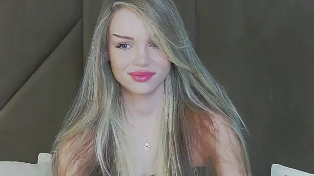 MarilynNova online show from April 3, 5:38 am