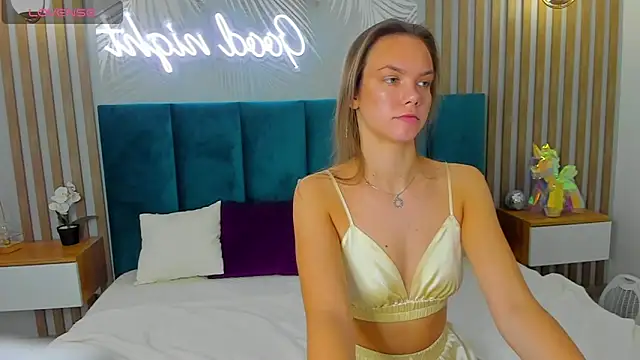 Vickie Smith online show from October 11, 2:27 am