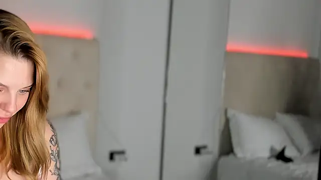 LilyFlamee online show from November 17, 9:48 pm