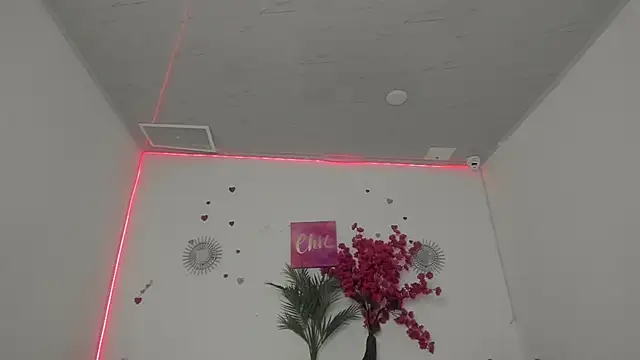 Snapshot of sweet_daniiela chatting on September 17, 10:41 pm sweet daniiela online show from September 17, 10:41 pm