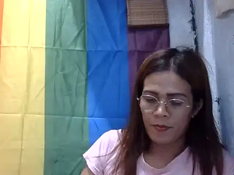 juicycum069 online show from June 25, 6:29 am