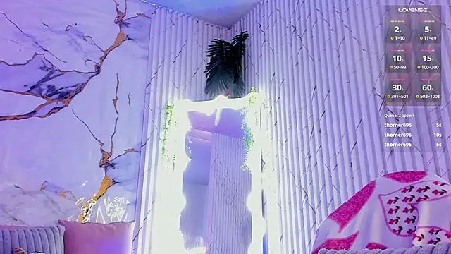 Naomy tay1 online show from April 13, 8:04 am