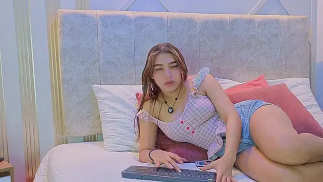 nami sweet  online show from November 30, 12:31 pm