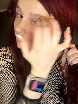 raen001 online show from February 20, 9:48 pm