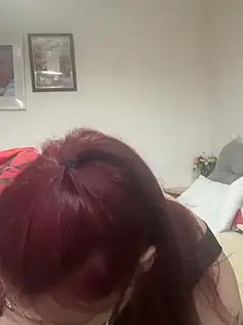 raen001 online show from February 5, 9:45 am