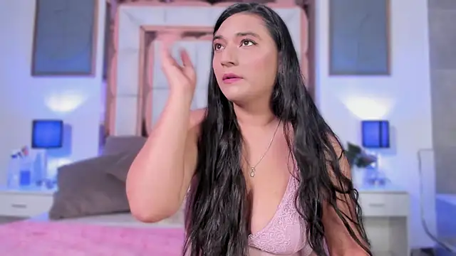 scarlet dh online show from November 1, 8:13 pm