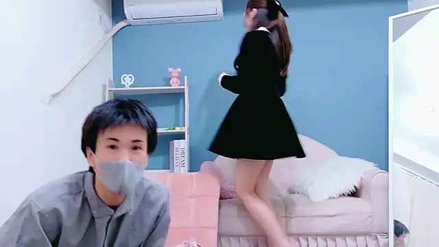 Reto-sama online show from February 26, 1:10 pm