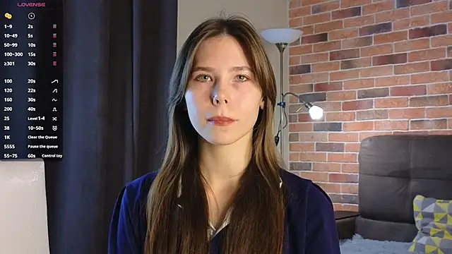 EmiliDen online show from September 28, 8:14 pm