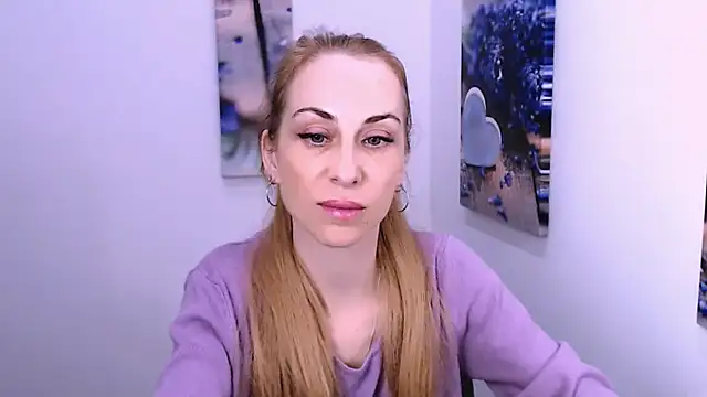 Snapshot of Create_your_own_sun chatting on October 10, 1:05 pm Create your own sun online show from October 10, 1:05 pm