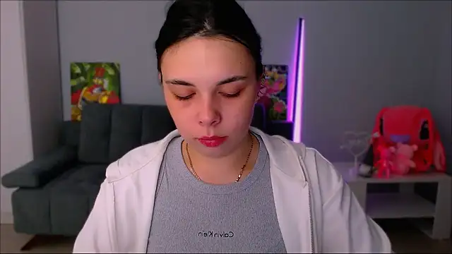 queenofthesense  online show from November 11, 1:52 pm