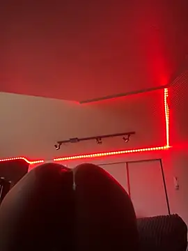 Mercedeszzz online show from February 20, 10:54 pm