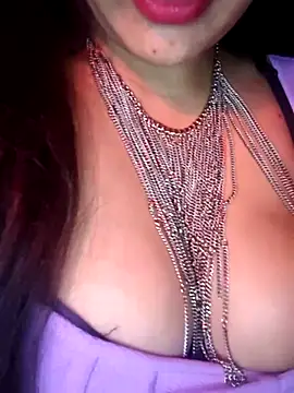 Snapshot of annanya01 chatting on October 13, 3:36 pm annanya01 online show from October 13, 3:36 pm