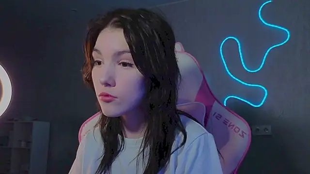 Sophie SkyAngel online show from December 5, 3:13 pm