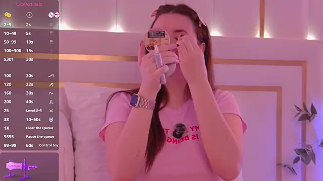 MeganStrain online show from November 28, 3:31 am