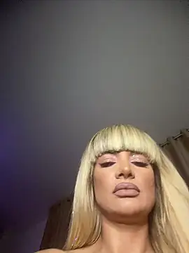 BOO D online show from November 11, 8:17 pm