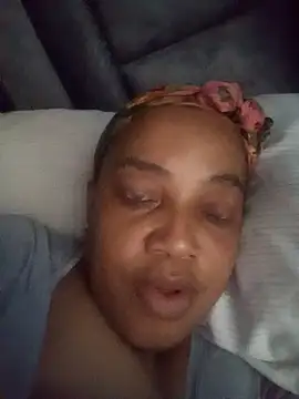 Snapshot of SexyKiarah chatting on November 1, 4:05 am SexyKiarah online show from November 1, 4:05 am