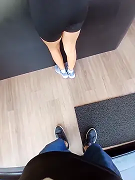 cicinha3657 online show from April 14, 4:51 pm