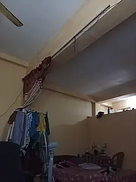 femboyslqueen online show from December 3, 7:33 am