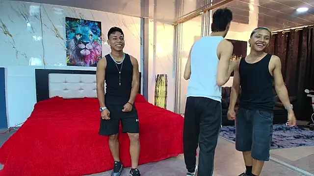 Bisexlifehot   online show from March 27, 11:16 pm