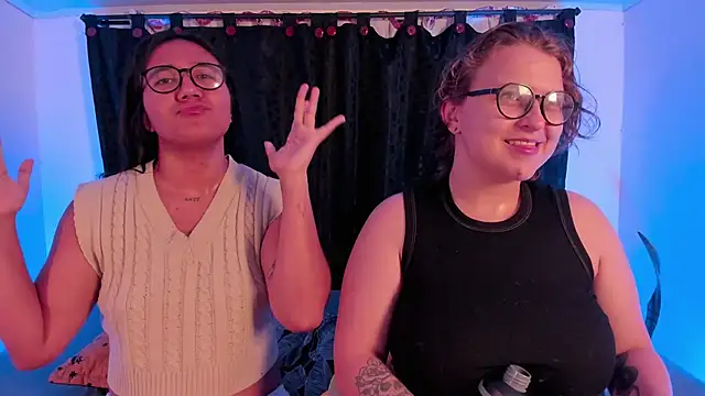 CrazyCakes  online show from June 3, 3:18 am