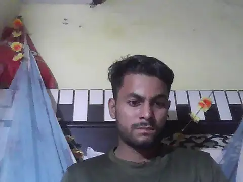 ursdreamperson online show from October 26, 4:24 pm