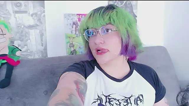 XxGreenGoodxX online show from June 9, 5:34 pm