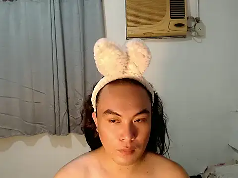 asianayumi online show from March 19, 4:22 pm