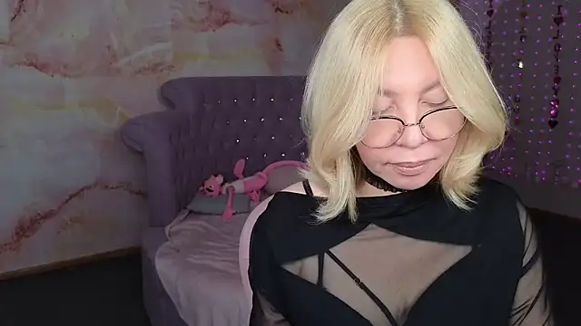 Wendy Waves online show from September 13, 10:56 am