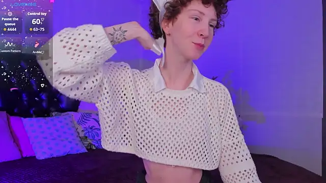 M1BabyG1rl online show from December 19, 10:40 am