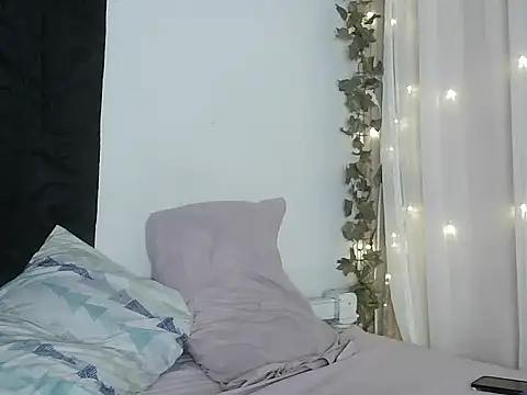 lishainparis18 online show from November 22, 7:38 pm