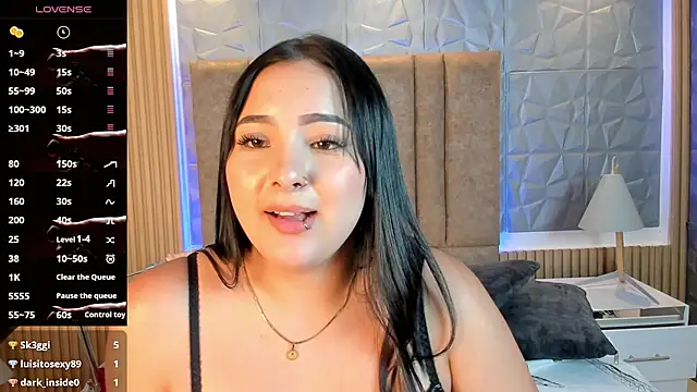 Snapshot of sofiacaramel chatting on September 25, 12:54 am sofiacaramel online show from September 25, 12:54 am