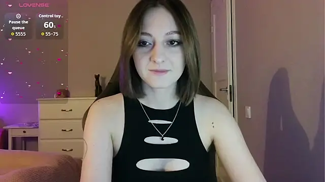 white liillyy online show from May 30, 9:43 pm