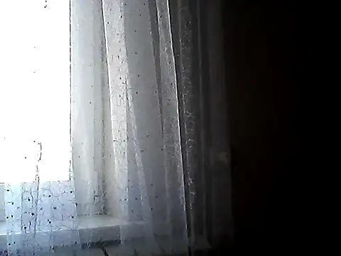 Littlecatme online show from May 12, 6:32 am
