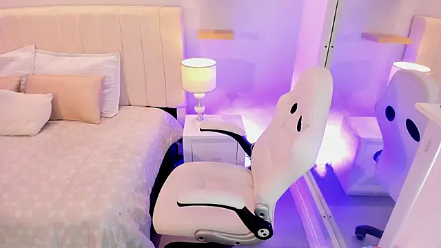 manyaa  online show from December 16, 7:42 pm