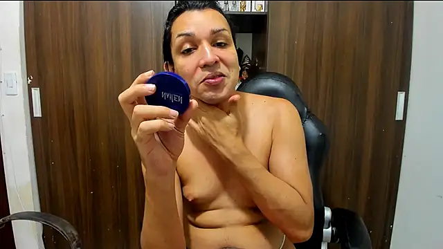 miss bigcockts online show from December 3, 8:06 am