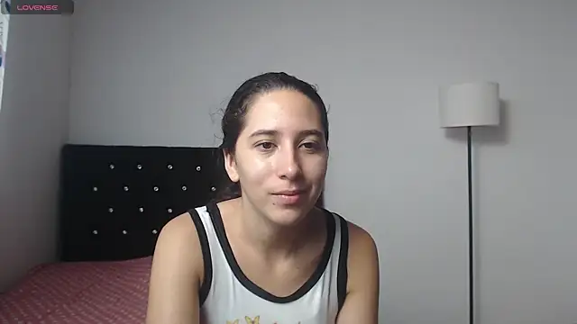 Snapshot of lilacream chatting on October 21, 2:43 pm lilacream online show from October 21, 2:43 pm