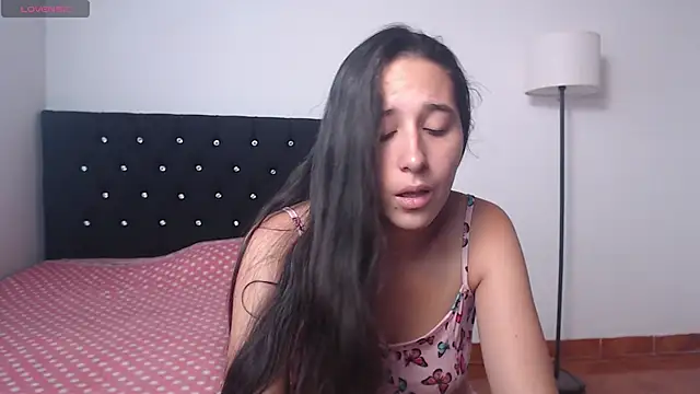 Snapshot of lilacream chatting on October 13, 5:48 pm lilacream online show from October 13, 5:48 pm