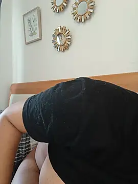 Sweetbxxx24 online show from June 25, 8:29 am