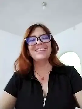 Snapshot of RapunzeRaydes chatting on October 23, 4:40 am RapunzeRaydes online show from October 23, 4:40 am