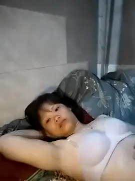 LinhNa999 online show from March 26, 1:35 pm