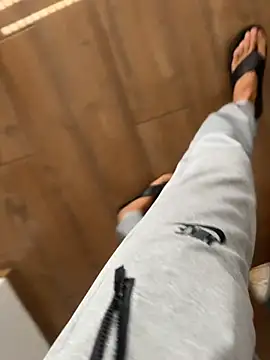 Manu97k online show from February 12, 4:08 pm