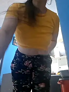 vaneza1999 online show from October 23, 11:55 pm