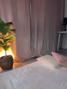 Sandra Jo online show from April 29, 5:21 am