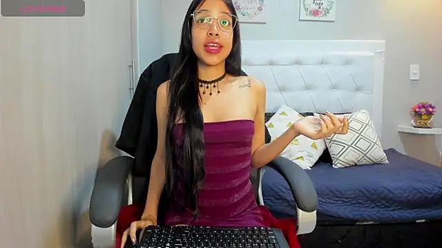 melany  rosse online show from November 8, 12:21 pm