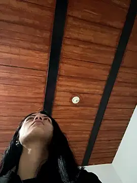 LiaCollings online show from January 18, 11:34 pm