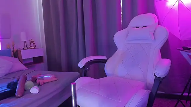 MilkWhore1 online show from April 16, 8:08 pm