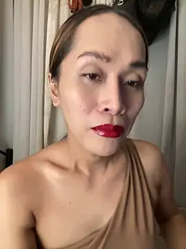 RomanticPearlTS online show from April 3, 1:42 pm